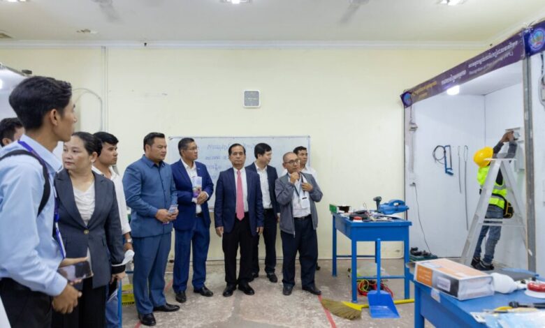 ក្រសួងការងារ ប្រកាសអនុវត្ត RPL អតីតពលករខ្មែរ ចាប់ផ្តើម ២៤ មេសា រាជរដ្ឋាភិបាលបង់ថ្លៃធ្វើតេស្ដជំនួស