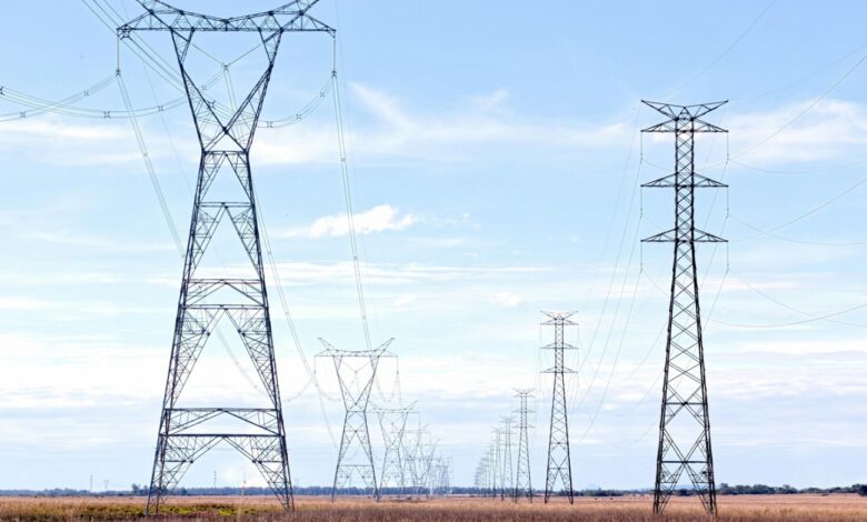 Svētdienas vētras izraisīti elektroapgādes traucējumi visvairāk skar Rīgas reģionu