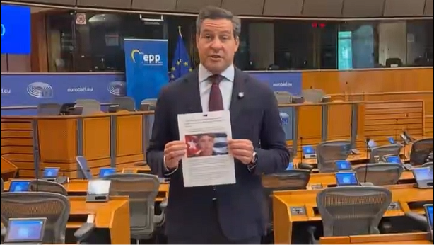 Chinches, hambre: el infierno carcelario de Jonathan Muir, menor cubano