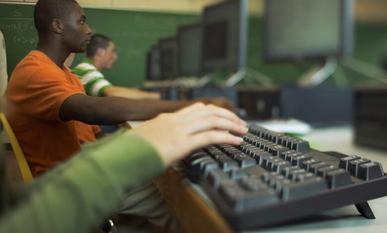 AI gives more praise, less criticism to Black students—Misryoum explainer