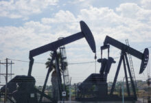 California school counts in the 3,200-foot drilling buffer