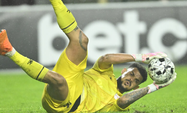 Renaldo Leaner substitution: Coach explains protection move