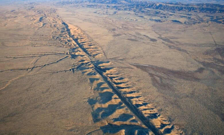 The seismic “stopping phase” that can cap megaquakes