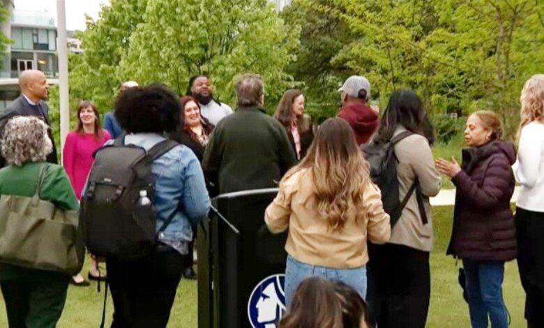 Gunfire Near Seattle Mayor’s Event Raises Safety Questions