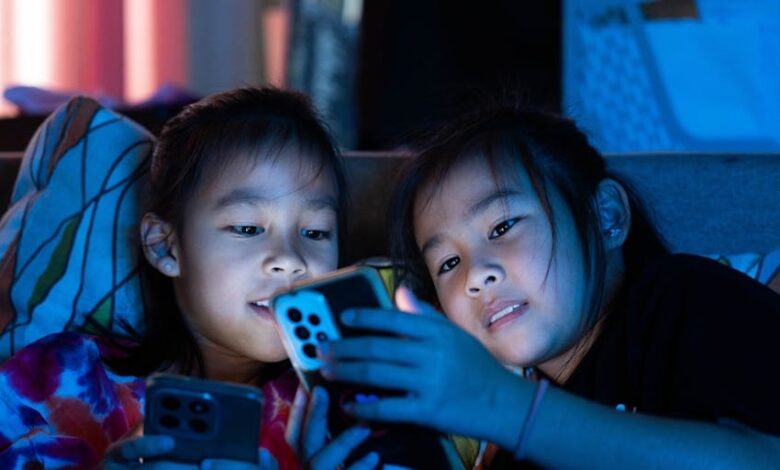 AAP’s New Screen Time Rules Shift to Family Habits