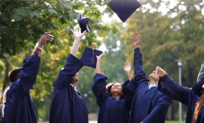 برطانیہ میں خواتین کی صحت پر مکمل فنڈڈ اسکالرشپ 2026 کا اعلان