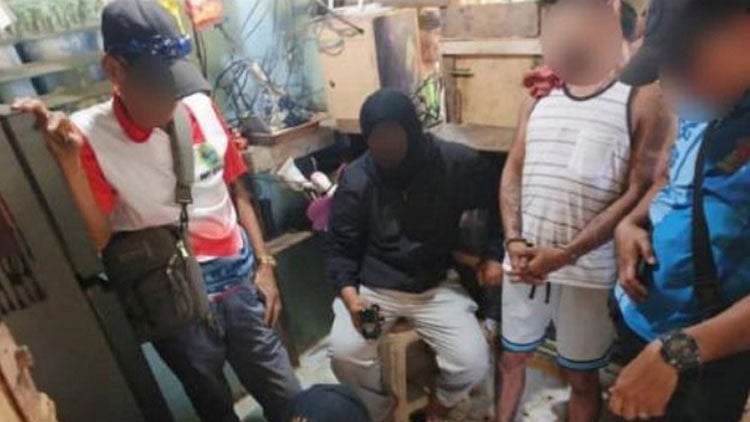 Police Seize Loose Firearms and Drugs in Cadiz City Raid