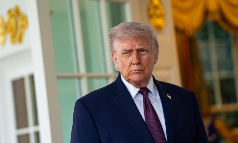 Tramps atceļ delegācijas vizīti Pakistānā: miera sarunas ar Irānu apdraudētas