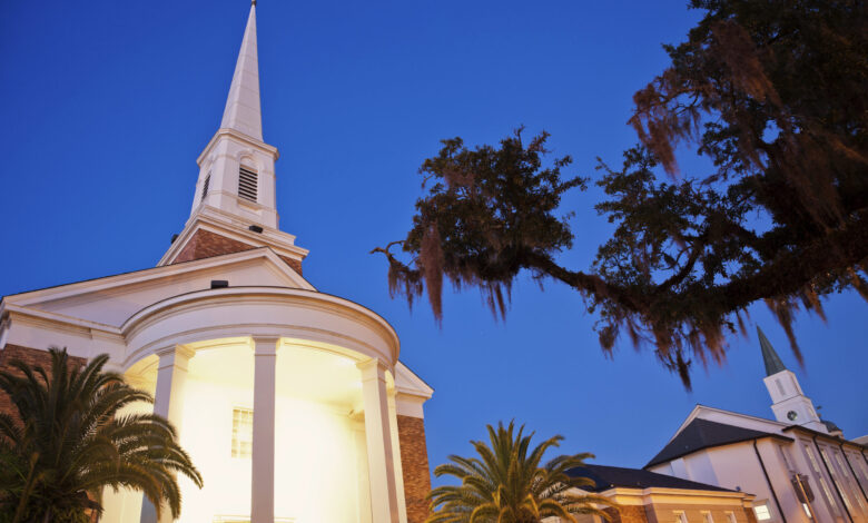 Florida Clears the Way for Armed Volunteers at Churches and Mosques