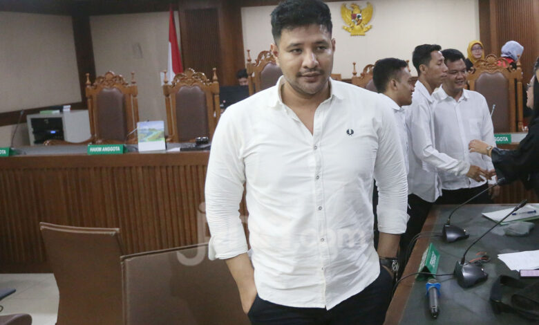 Respons Ammar Zoni Setelah Divonis 7 Tahun Penjara