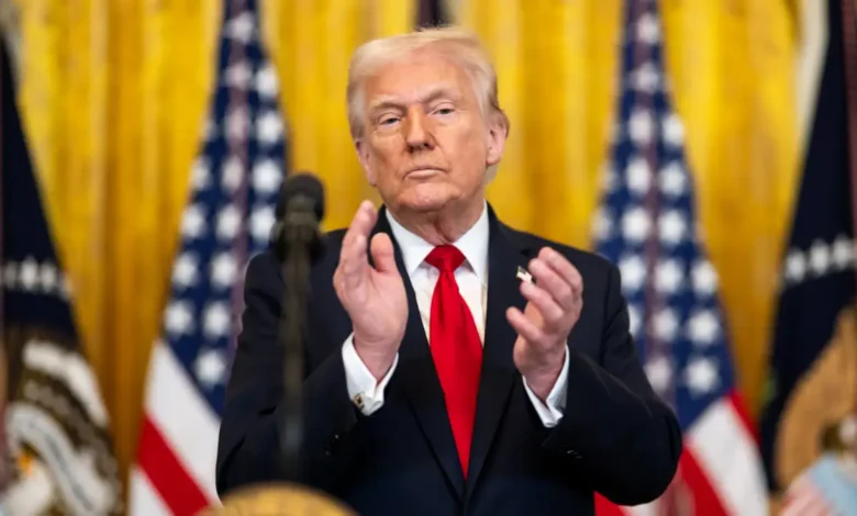 « Sleepy Joe » ? Trump s’endort en direct au Bureau ovale