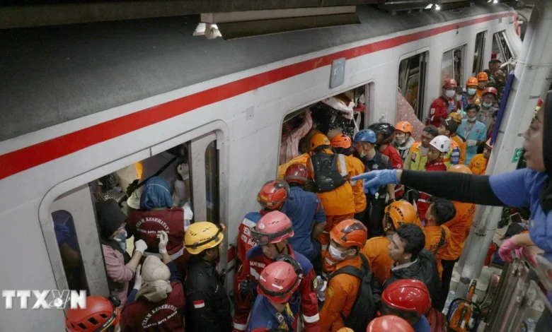 Tổng thống Indonesia chỉ đạo điều tra vụ tai nạn tàu hỏa thảm khốc