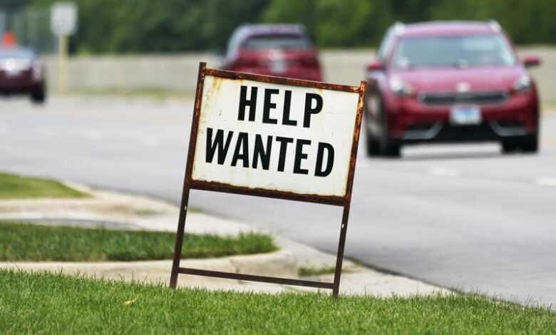 Florida jobless claims fall: What the latest filings signal