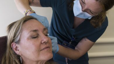 Botox at Planned Parenthood: the funding gamble after federal cuts
