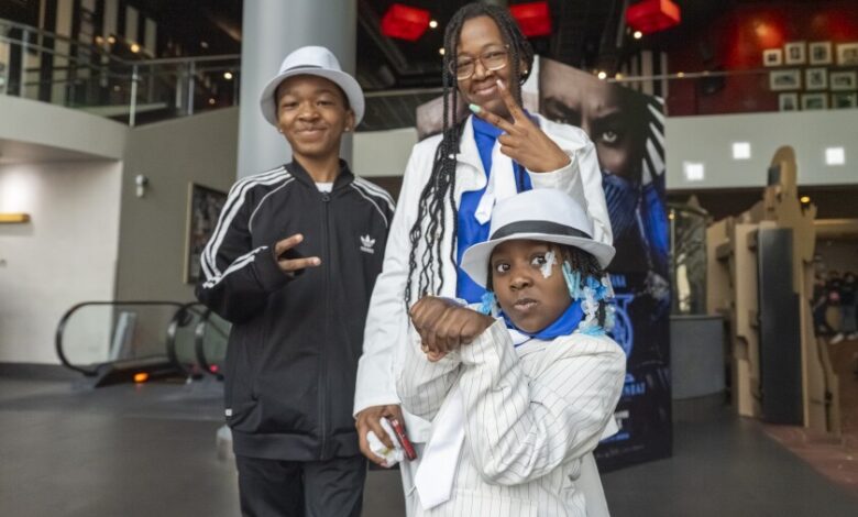 “Michael” lands in Chicago with fans cheering—despite omissions