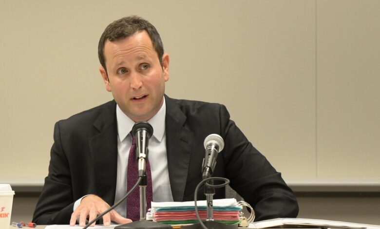 Will Gov. Pritzker’s gambling shakeup end public oversight in Illinois?