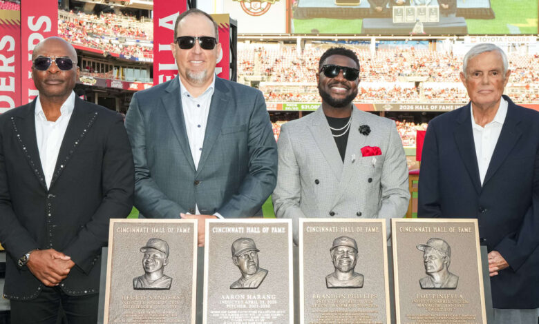 Sanders, Harang, Phillips, Piniella enter Reds Hall of Fame
