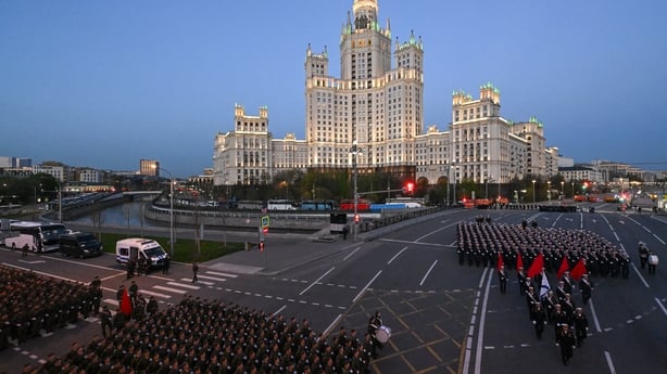 Ukraine pressures Russia as midnight ceasefire looms