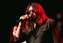 Billy Ray Cyrus Gets First Hot 100 No. 1 After 27 Years