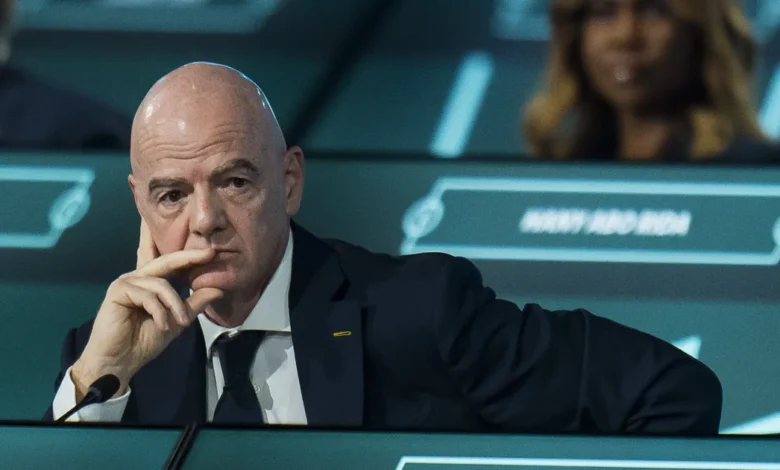 FIFA presidendi kopsakas palk tekitas pahameelt