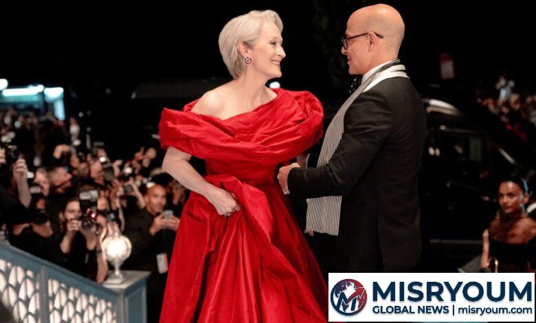 Meryl Streep Highlights Stanley Tucci’s “Elegance” at Walk of Fame
