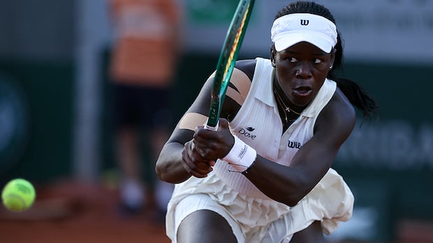 Mboko and Auger-Aliassime reach French Open second round Mboko and Auger-Aliassime reach French Open second round