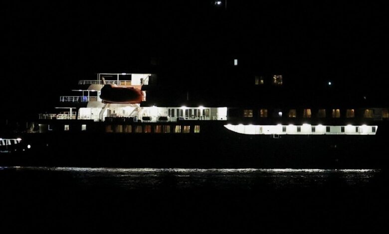 Hantavirus Cruise: Passengers Begin Disembarking in Spain Hantavirus Cruise: Passengers Begin Disembarking in Spain