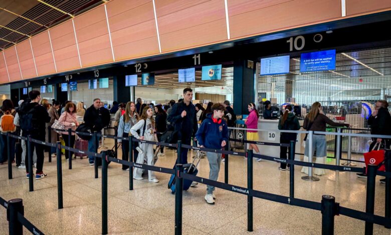 Shutdown ends: TSA checkpoints ease for summer travel