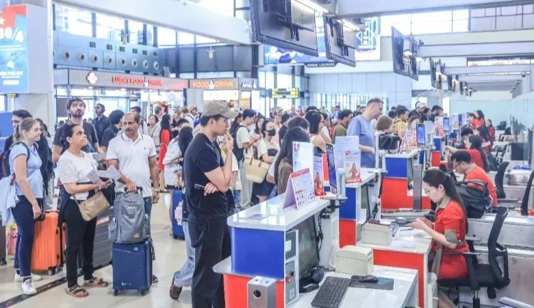 Tổng sản lượng thị trường ngành hàng không đạt 1,68 triệu khách dịp nghỉ lễ