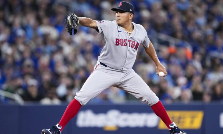 Ranger Suarez Injured, Latest Updates on Red Sox Pitcher's Status After Exiting vs. Astros