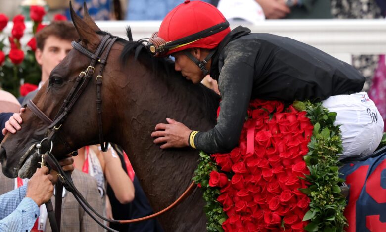Golden Tempo storms to Kentucky Derby win after late surge Golden Tempo storms to Kentucky Derby win after late surge