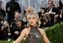 Sabrina Carpenter Goes Old-Hollywood Glam in 'Sabrina'-Inspired Dior at the 2026 Met Gala