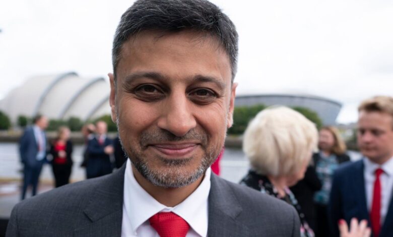 Health Ally Resigns, Ties to Streeting Highlight UK Chaos