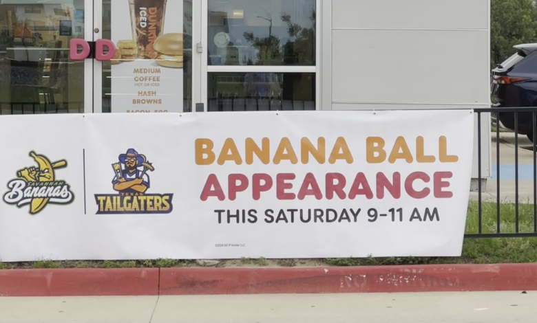 Savannah Bananas sellout: free player meetups in College Station