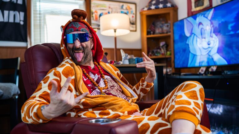 Robby Roadsteamer’s MAGA trolling fuels fame—and arrests
