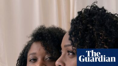 DNA test reveals twins with different dads