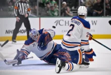 Stan Bowman’s goalie gamble leaves Edmonton stuck