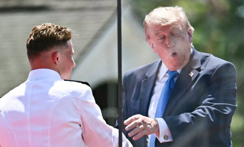 Trump’s Coast Guard speech turns to cadets’ looks