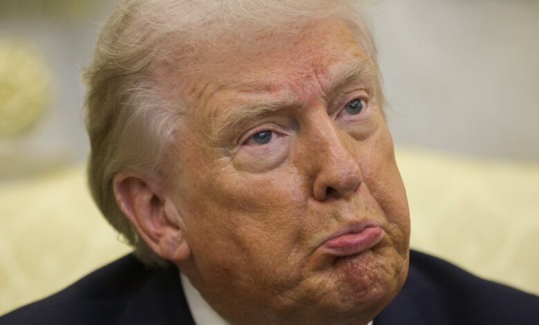 Fox poll finds Trump approval sinks with economy fears