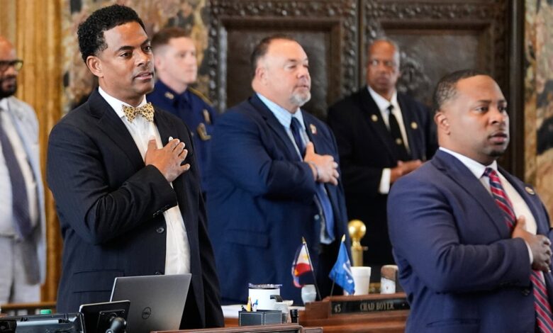 Louisiana lawmakers pass map ending a majority-Black district
