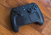 The Steam Controller Is Perfect For People With An Entire PC In Their Living Room