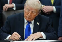 Trump 25% Auto Tariff Threat Hits EU Trade Ties
