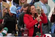 Golden Tempo upsets at 2026 Kentucky Derby in shock win