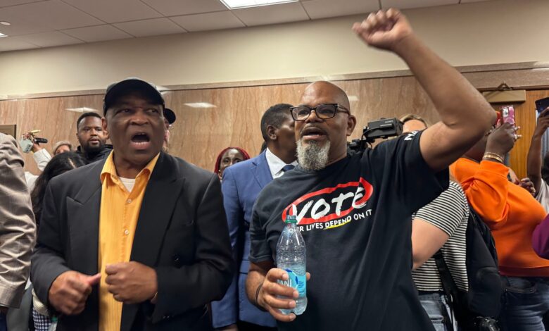Louisiana Senators Debate Congressional Maps Amid Protests