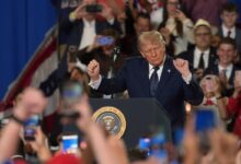 Trump rallies in Suffern, dances “YMCA” for Lawler