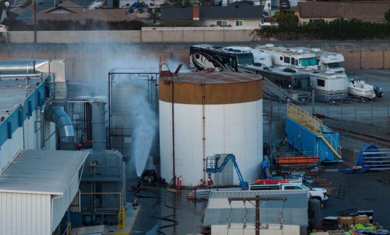Crack suspected in chemical tank as evacuations continue Crack suspected in chemical tank as evacuations continue