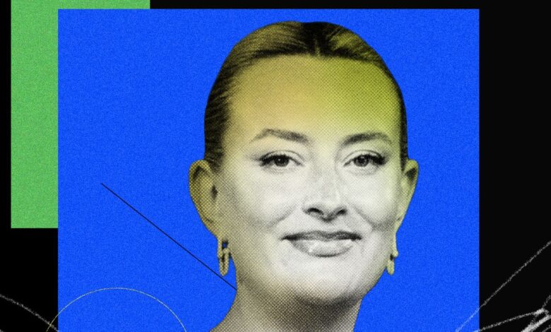 The Secret to Amelia Dimoldenberg’s Online Superstardom? Control