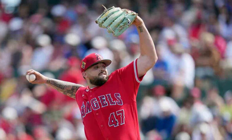 Angels reinstate Alek Manoah from injured list ahead of series vs. Blue Jays