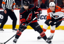 Hurricanes vs Flyers: Stankoven Shines in Game 1 Win