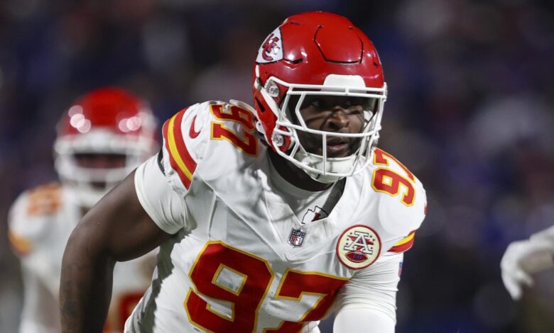 Chiefs Decline Felix Anudike-Uzomah Option Chiefs Decline Felix Anudike-Uzomah Option